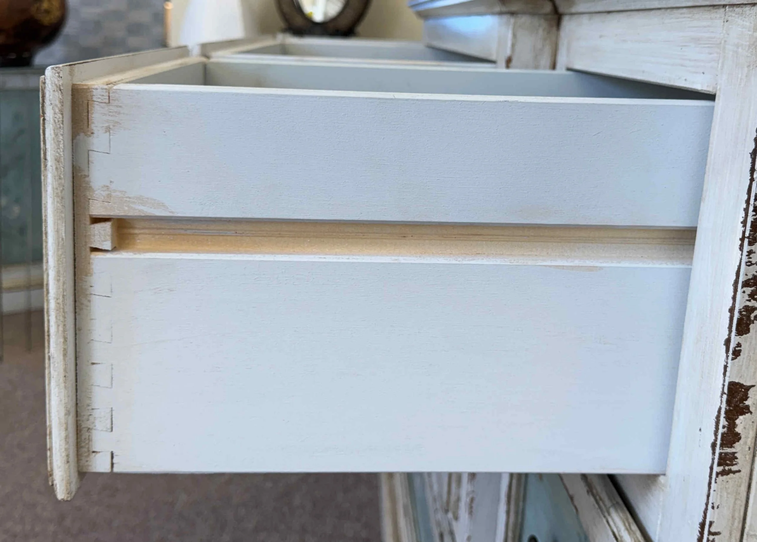 shabby-chic-hand-painted-chest-of-drawers-dresser 10.jpg