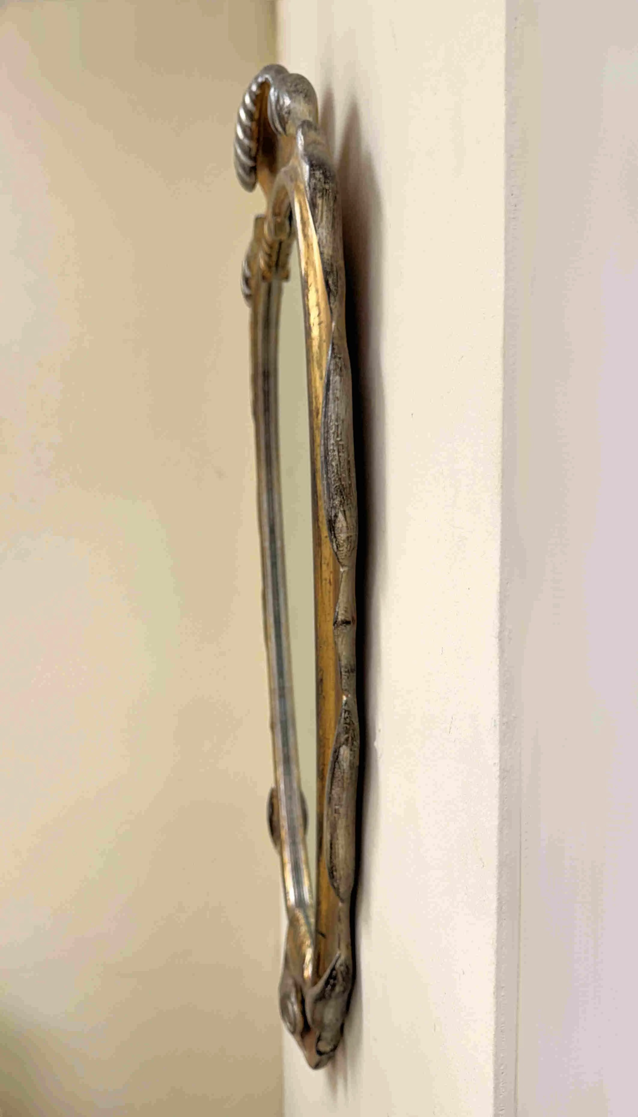 dorothy-draper-giltwood-regency-mirror 08.jpg