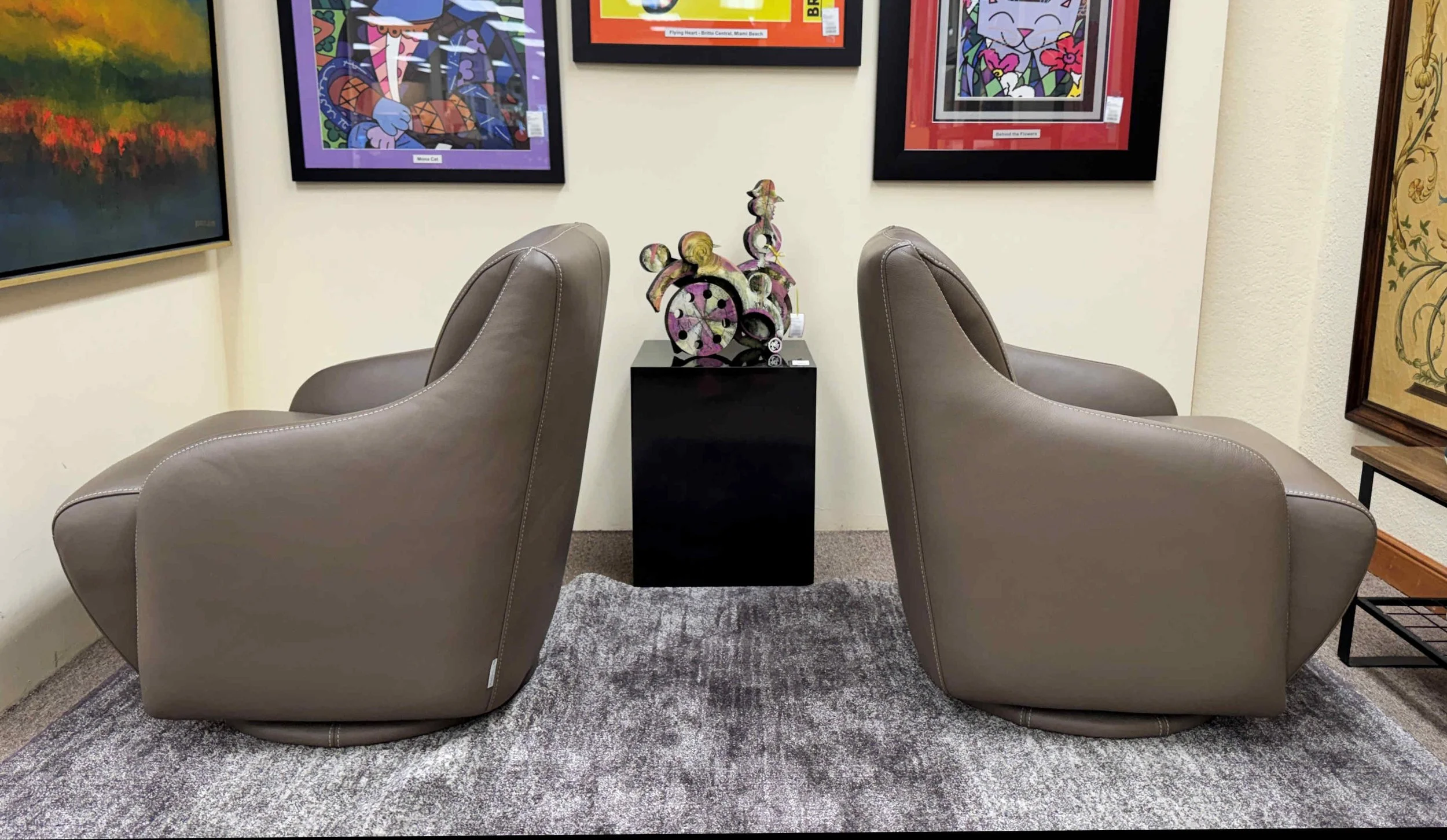 w-schillig-german-leather-nikki-swivel-lounge-chairs-set-pair-of-2 04.jpg