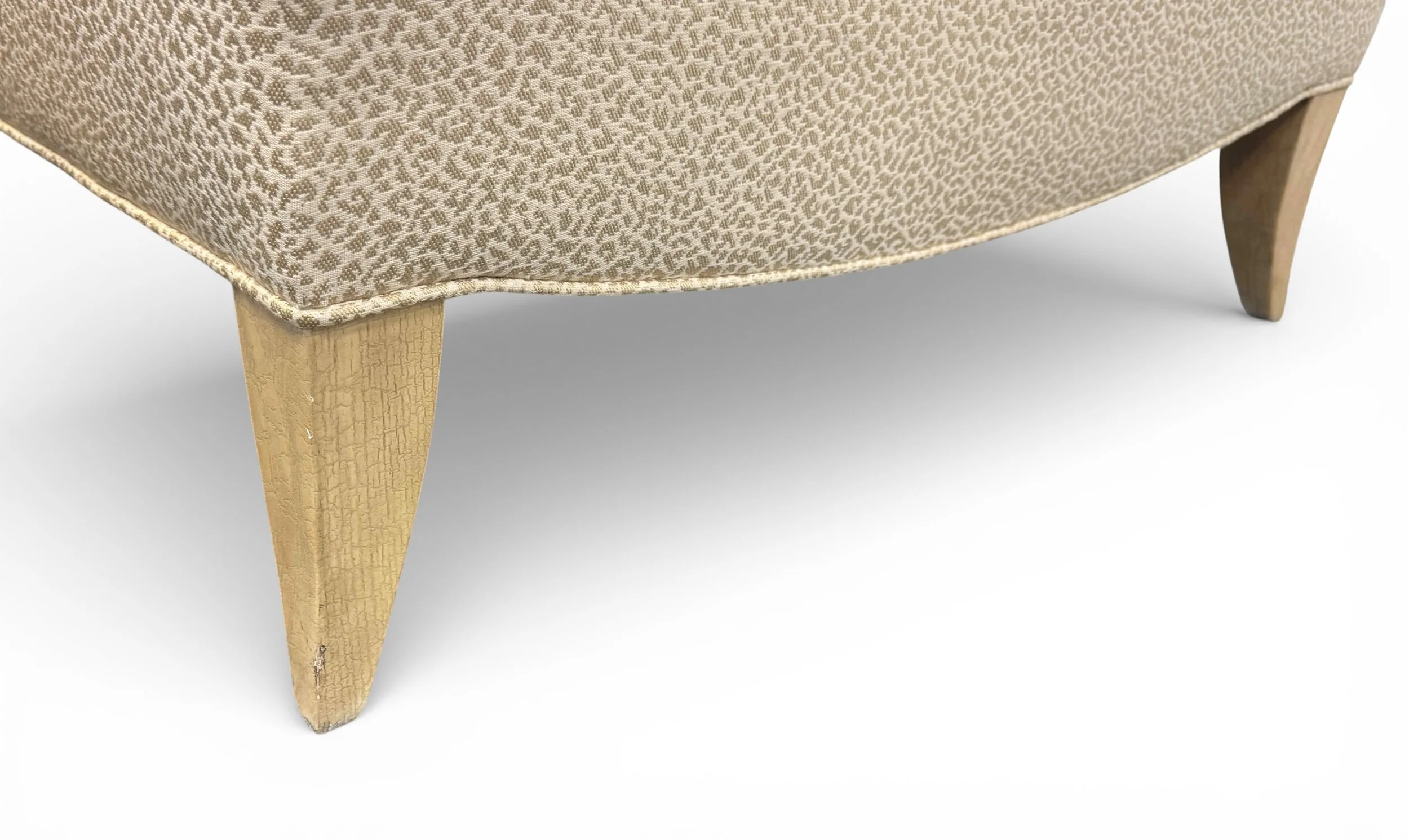 swaim-brunchwig-fils-animail-print-upholstered-left-arm-chaise 07-sp.jpg