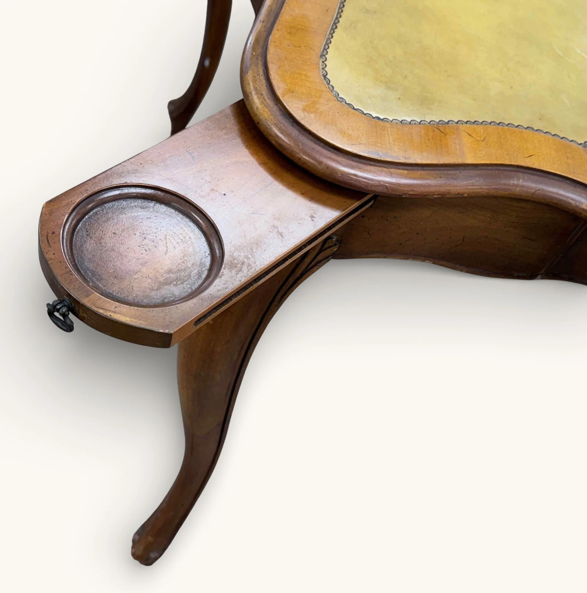 vintage-weiman-leather-top-game-card-table 09-sh.jpg