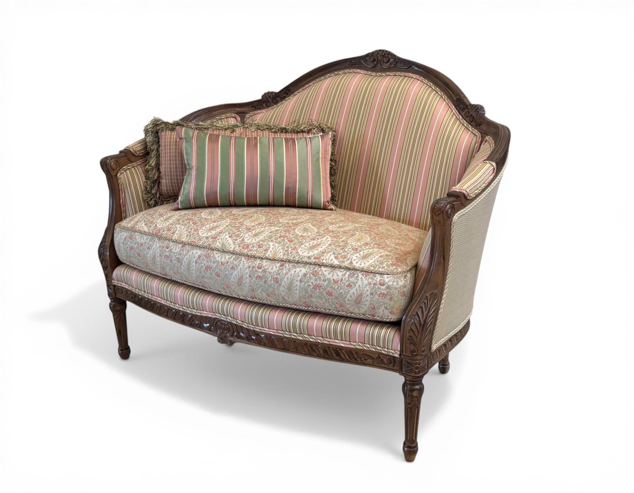 vintage-thomasville-french-provincial-loveseat-settee 01-sh.jpg