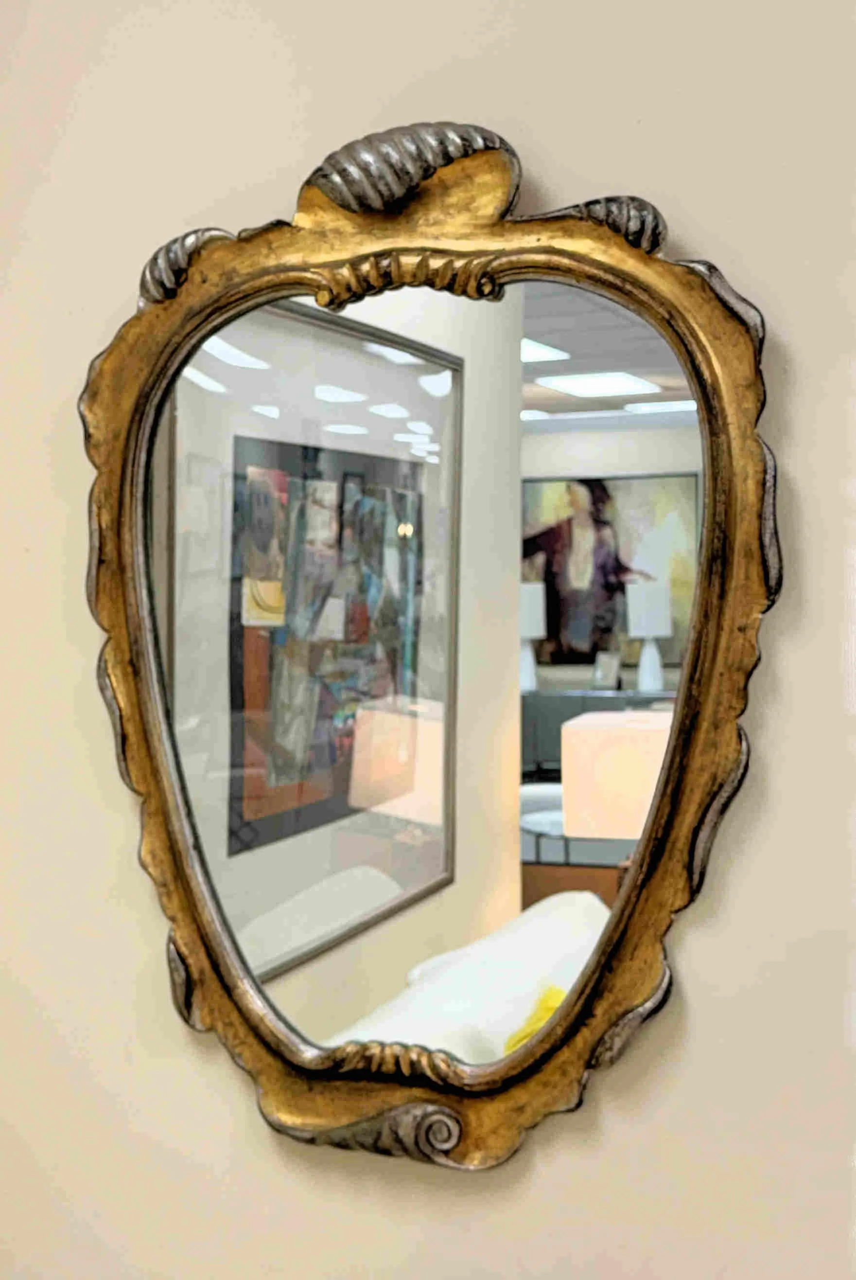 dorothy-draper-giltwood-regency-mirror 07.jpg