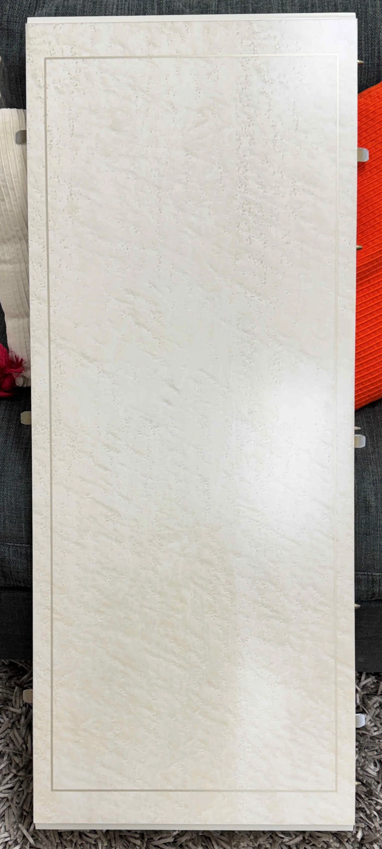 caracole-feast-your-eyes-dining-table 05.jpg