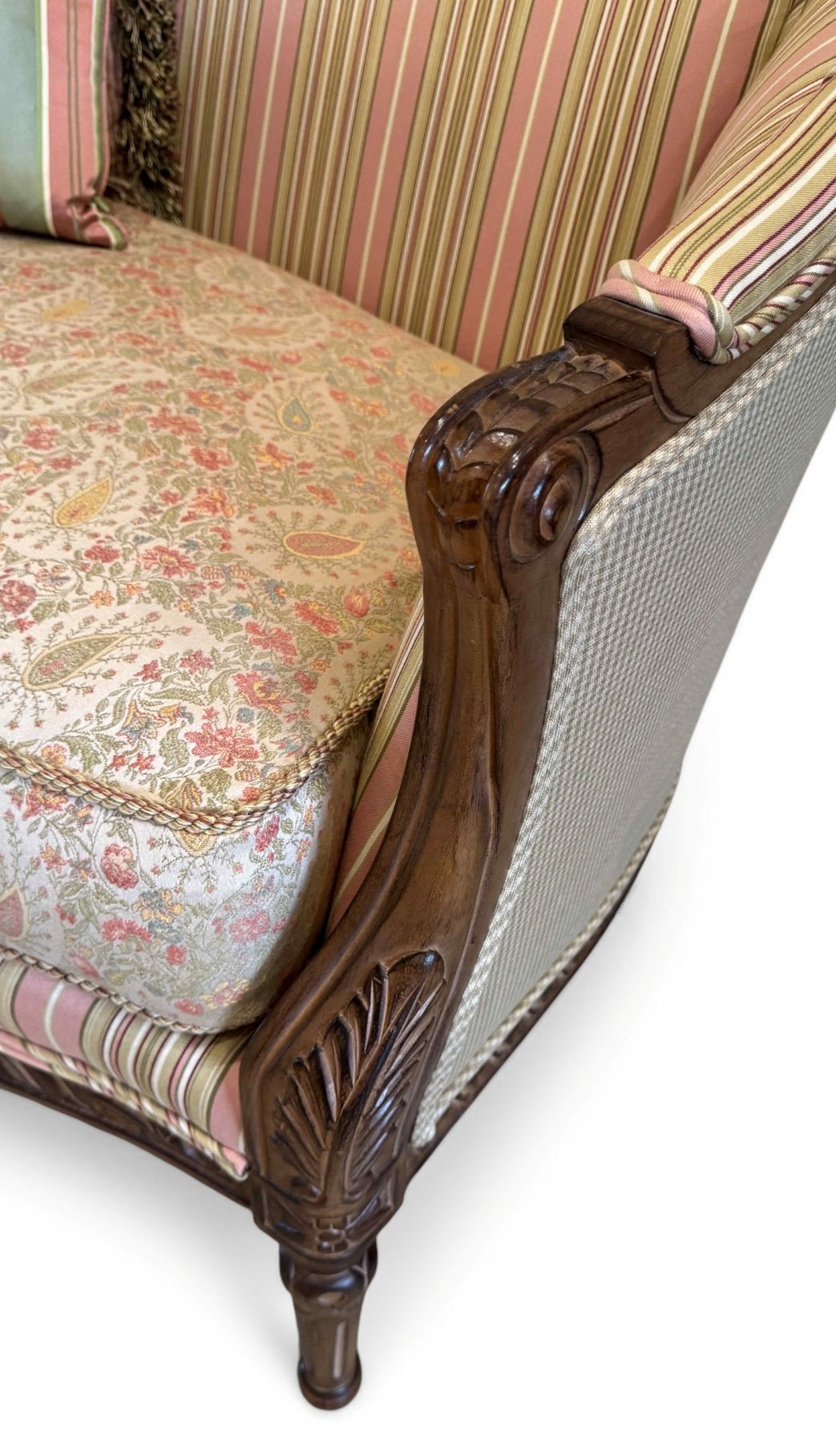 vintage-thomasville-french-provincial-loveseat-settee 09-sh.jpg