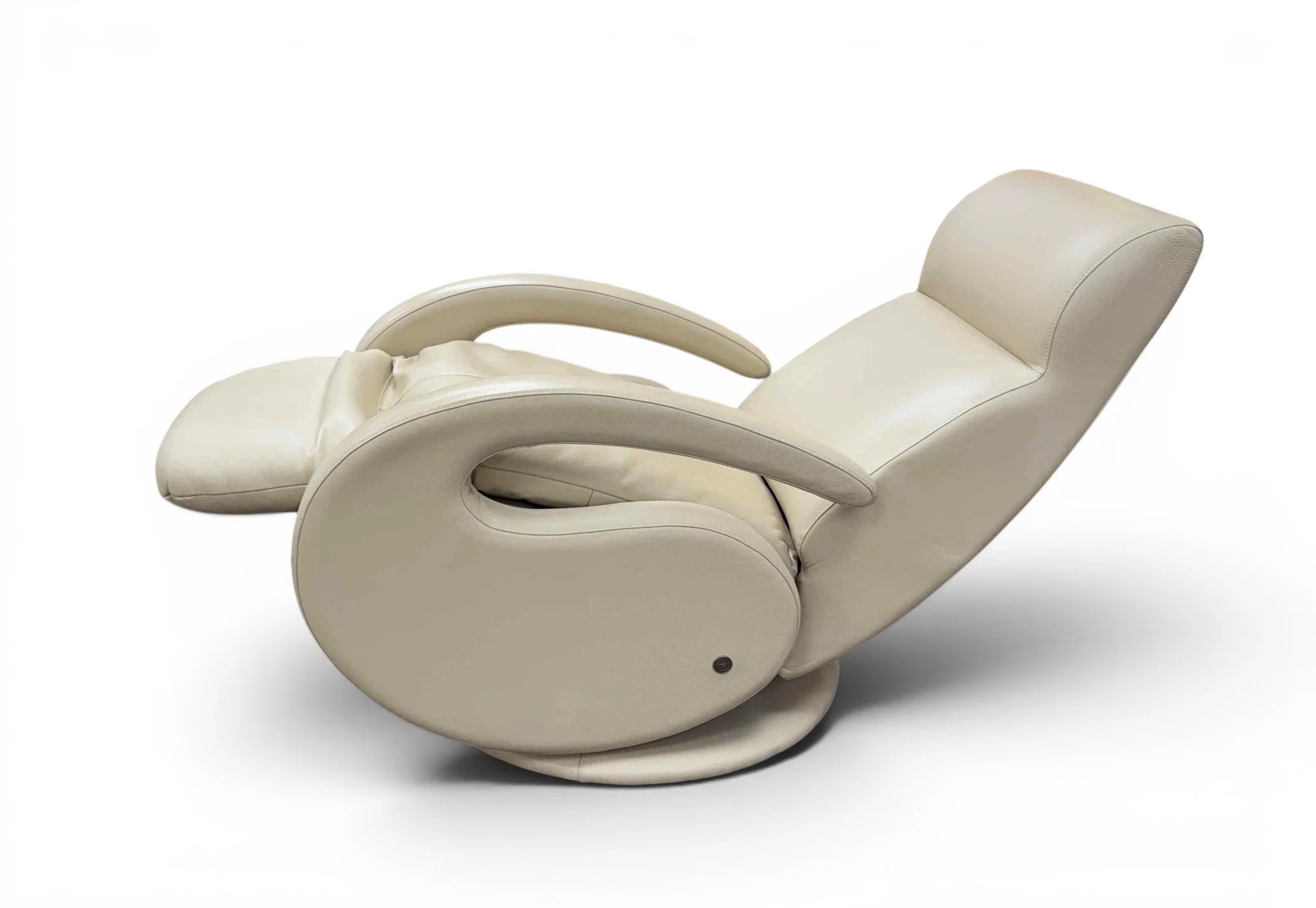 american-leather-rick-lee-odyssey-leather-recliner 03-sh.jpg