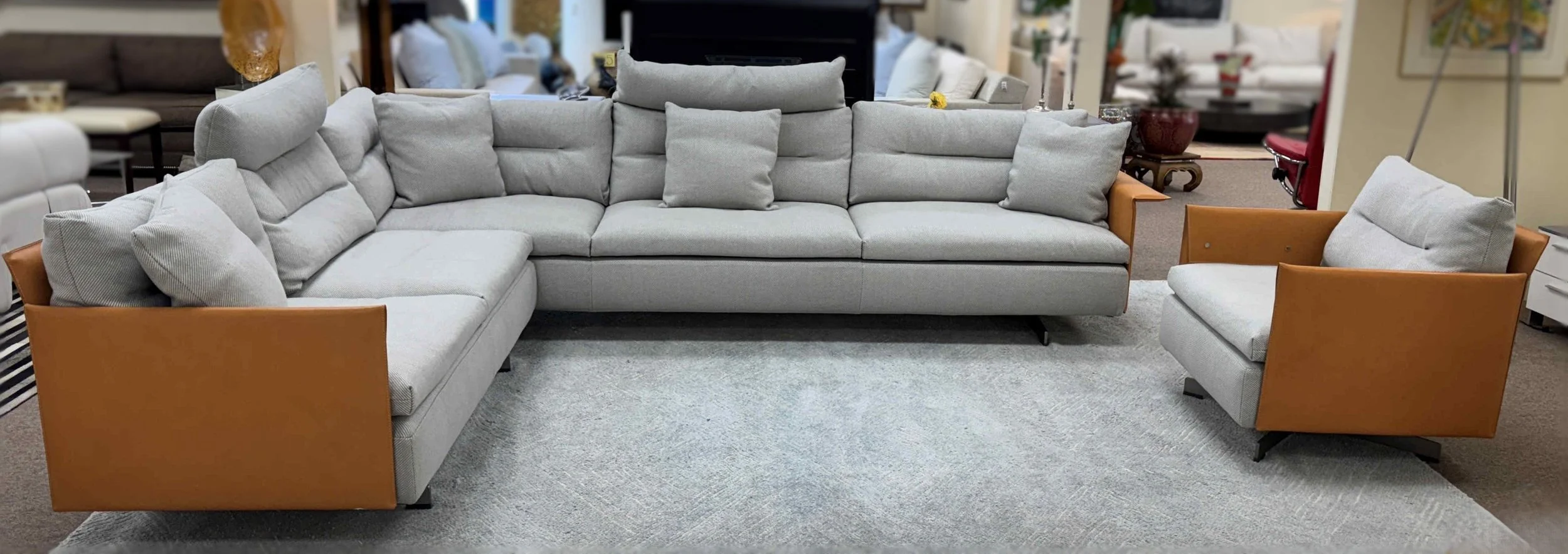 poltrona-frau-jean-marie-massaud-grantorino-leather-sectional 03a.jpg