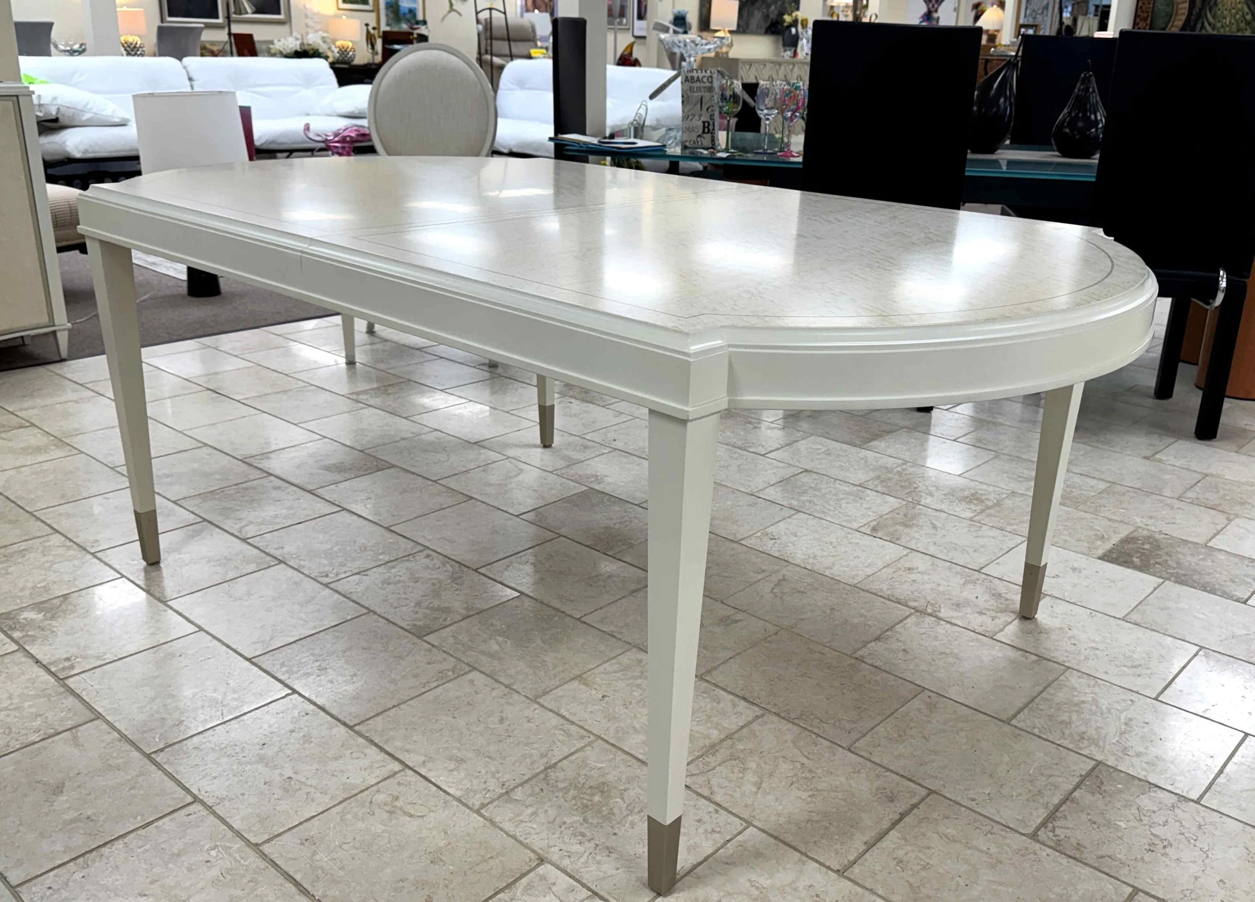 caracole-feast-your-eyes-dining-table 00.jpg