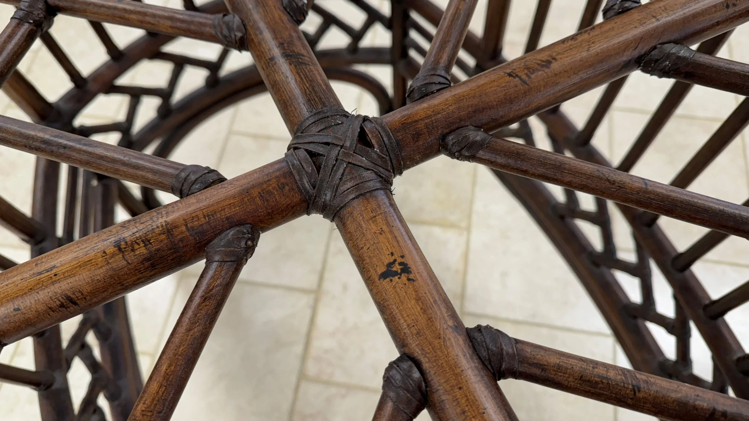 ficks-reed-rattan-dining-table-base 09.jpg