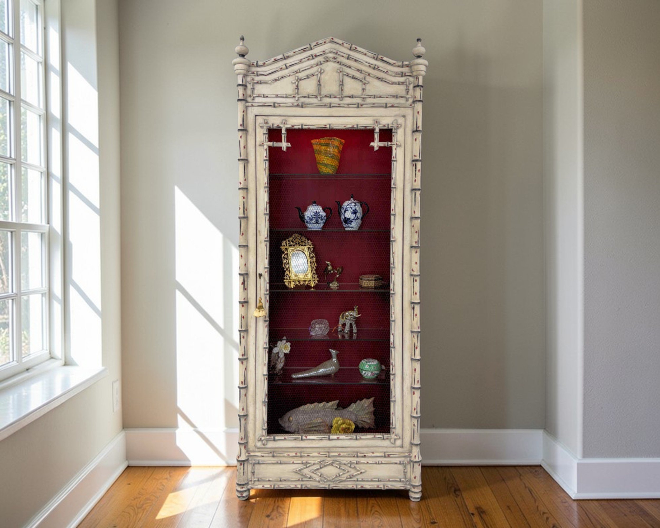 chinoiserie-chinese-chippendale-curio-display-cabinet room01.jpg