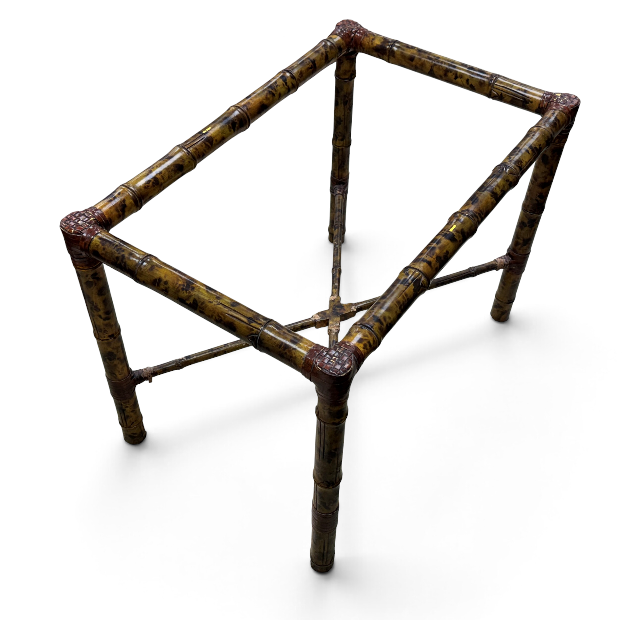 maitland-smith-tortoise-bamboo-rattan-tessellated-penshell-tray-table 10-sh.png