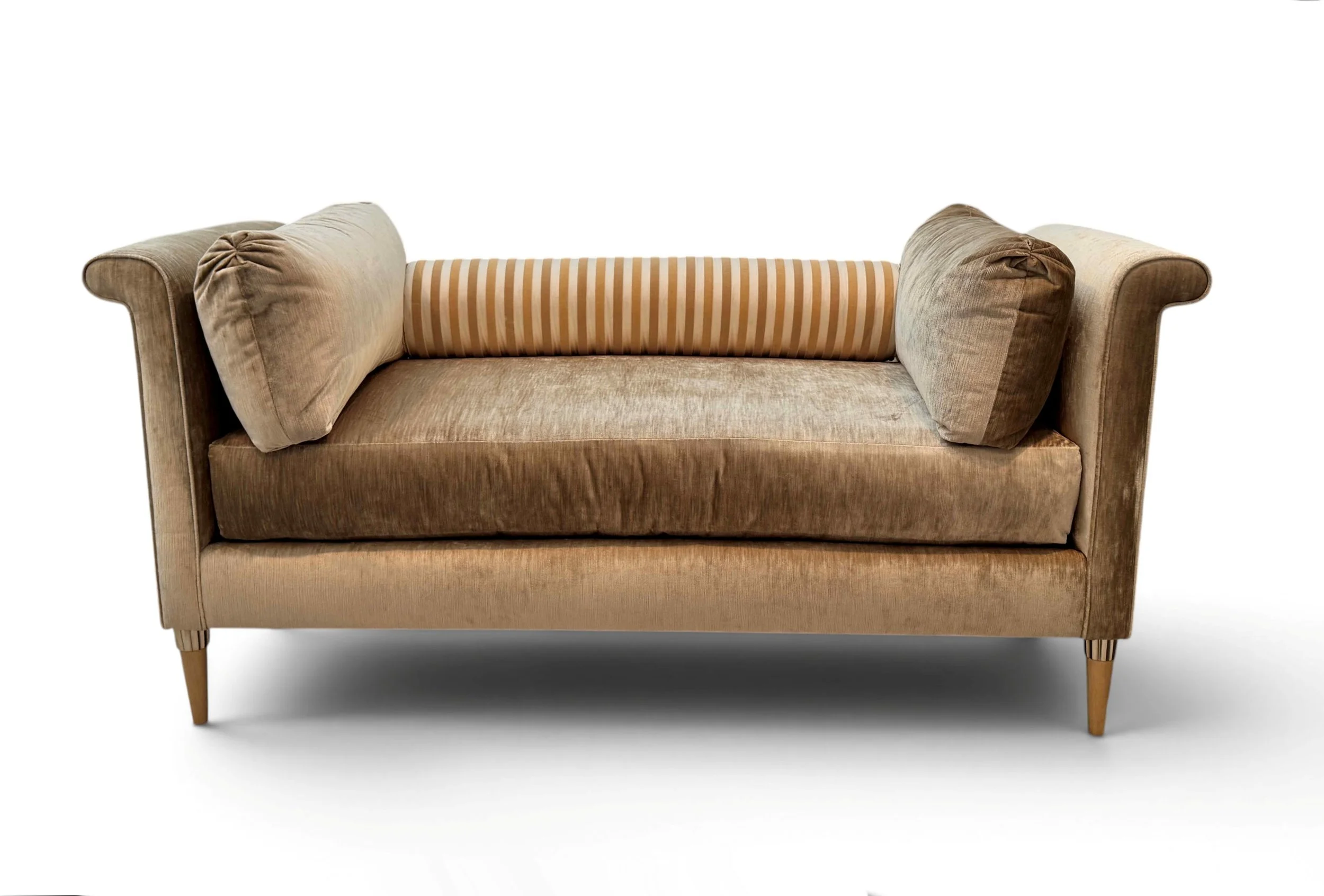 sally-sirkin-lewis-j-robert-scott-darby-daybed-bench-settee-lounge 03a-sh.jpg