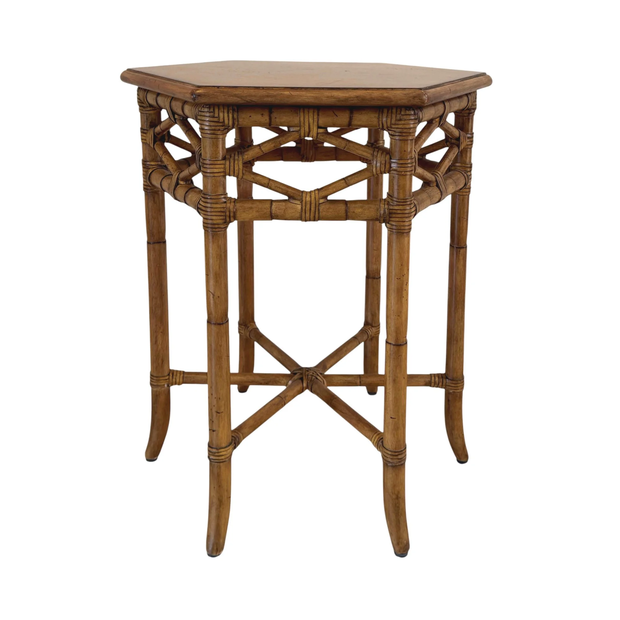 lexington-tommy-bahama-beach-house-coral-springs-rattan-accent-table 00sp.jpg