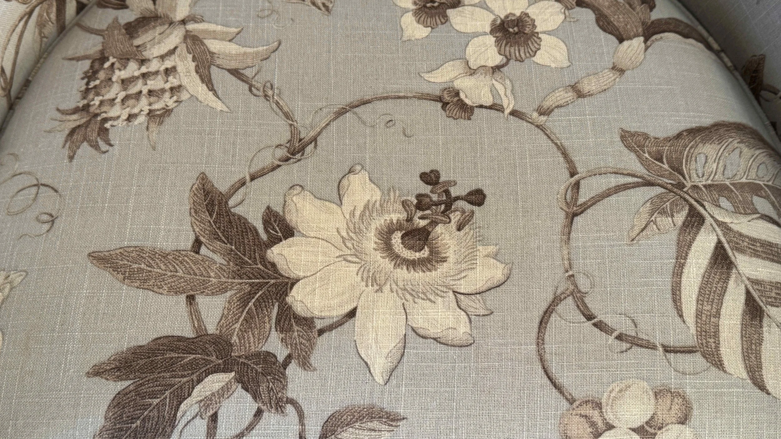 thomasville-art-deco-floral-linen-lounge-chairs-set-pair-of-2 15.jpg