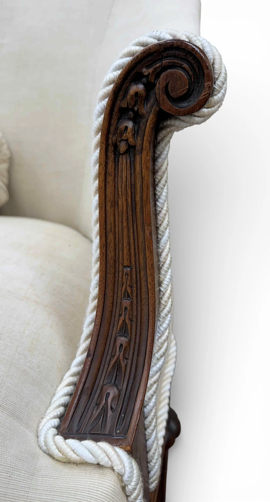 antique-french-lous-xvi-carved-wood-upholsered-chaise-lounge 13-sh.jpg