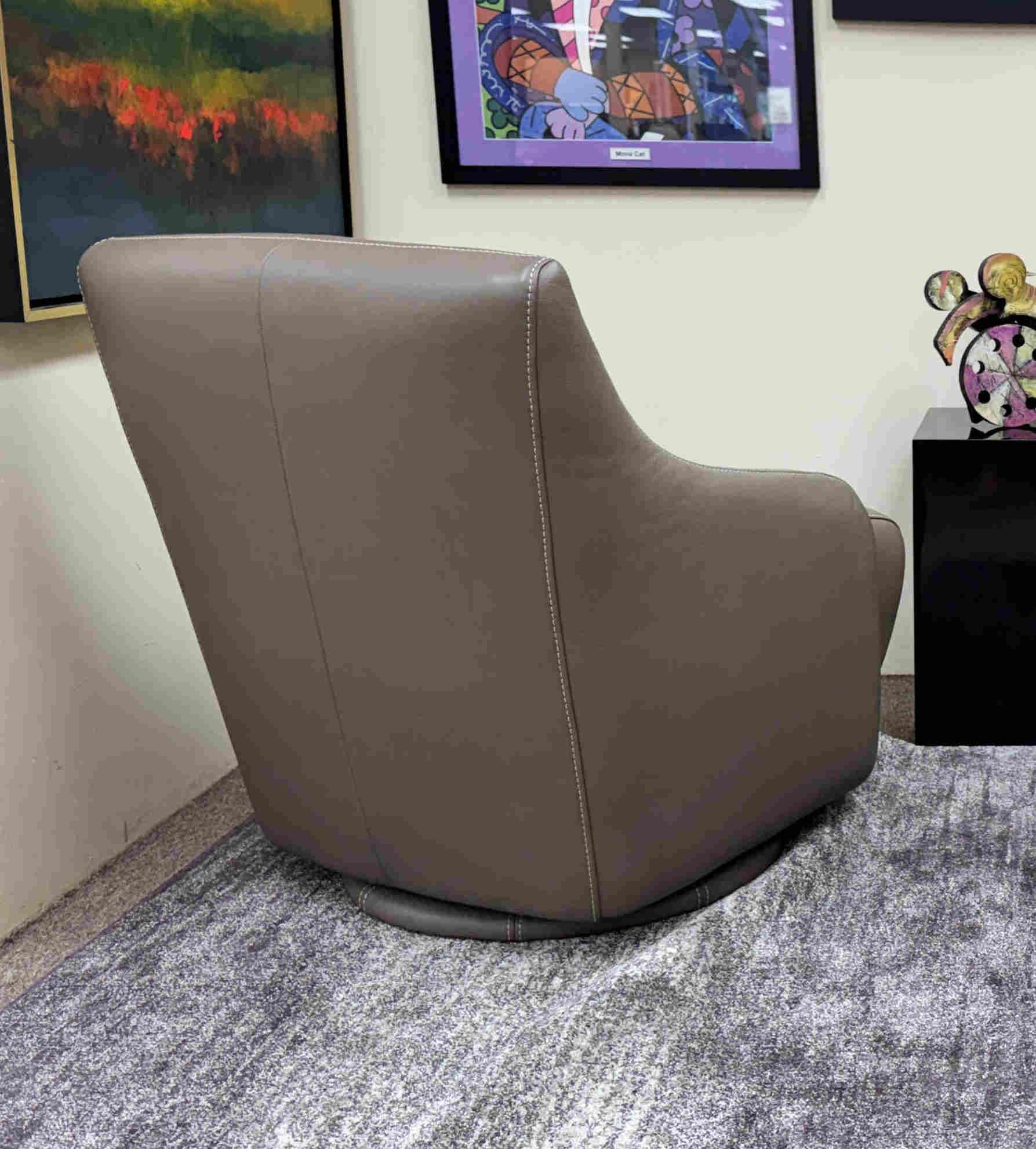 w-schillig-german-leather-nikki-swivel-lounge-chair 05.jpg