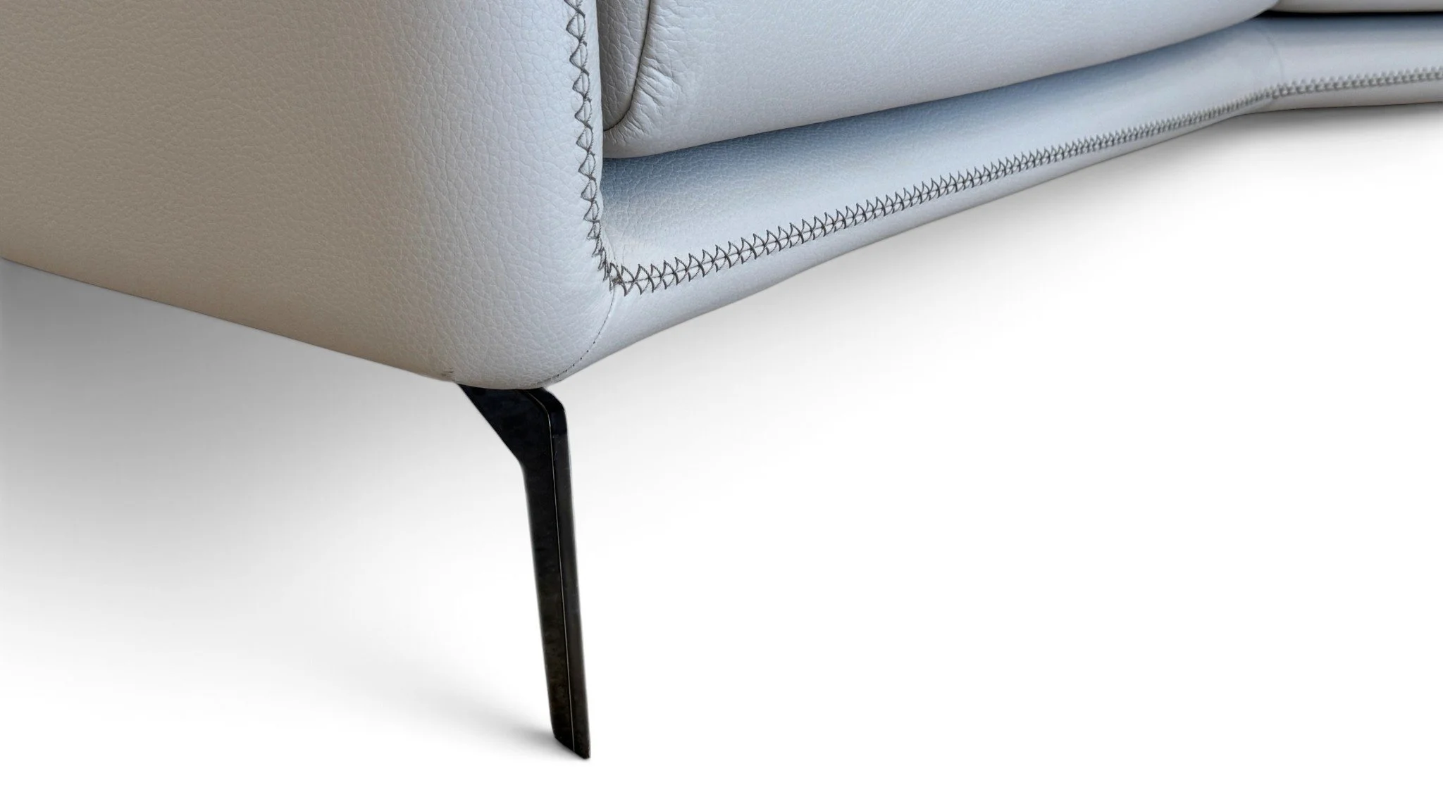 scandesign-scan-design-italian-leather-modern-sofa 10-sh.jpg
