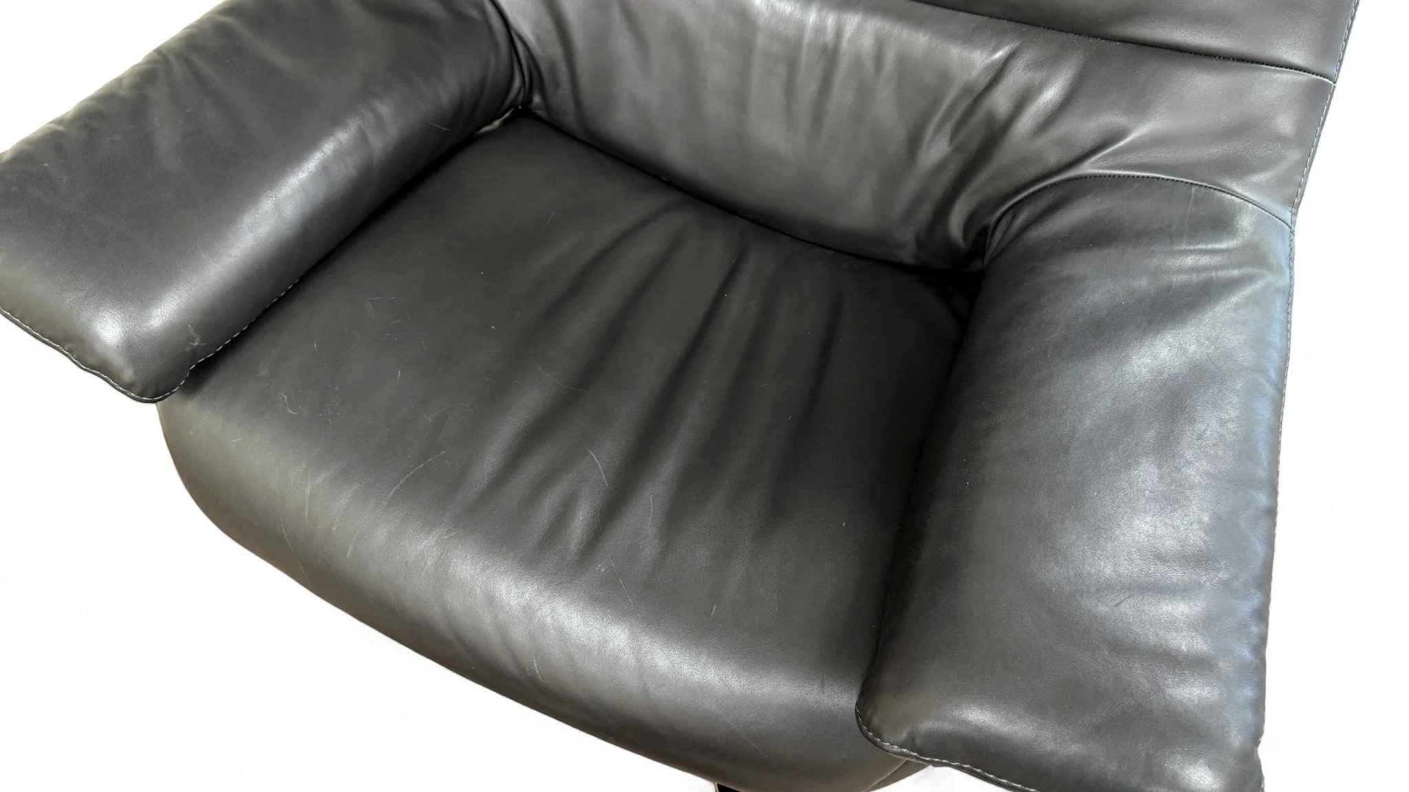 natuzzi-italia-spa-re-vive-leather-swivel-rocker-recliner-ottoman-set 10-sh.jpg