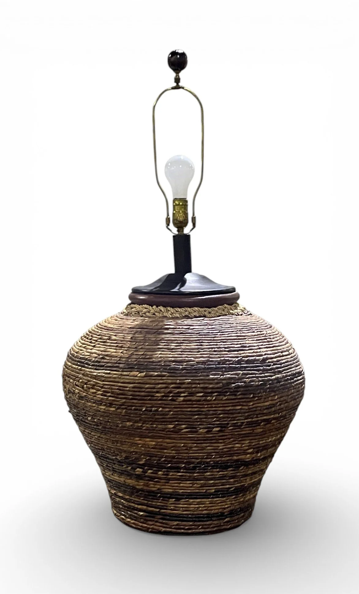 maitland-smith-organic-modern-coastal-seagrass-wrapped-table-lamps-set-pair-of-2 02a-sh.jpg