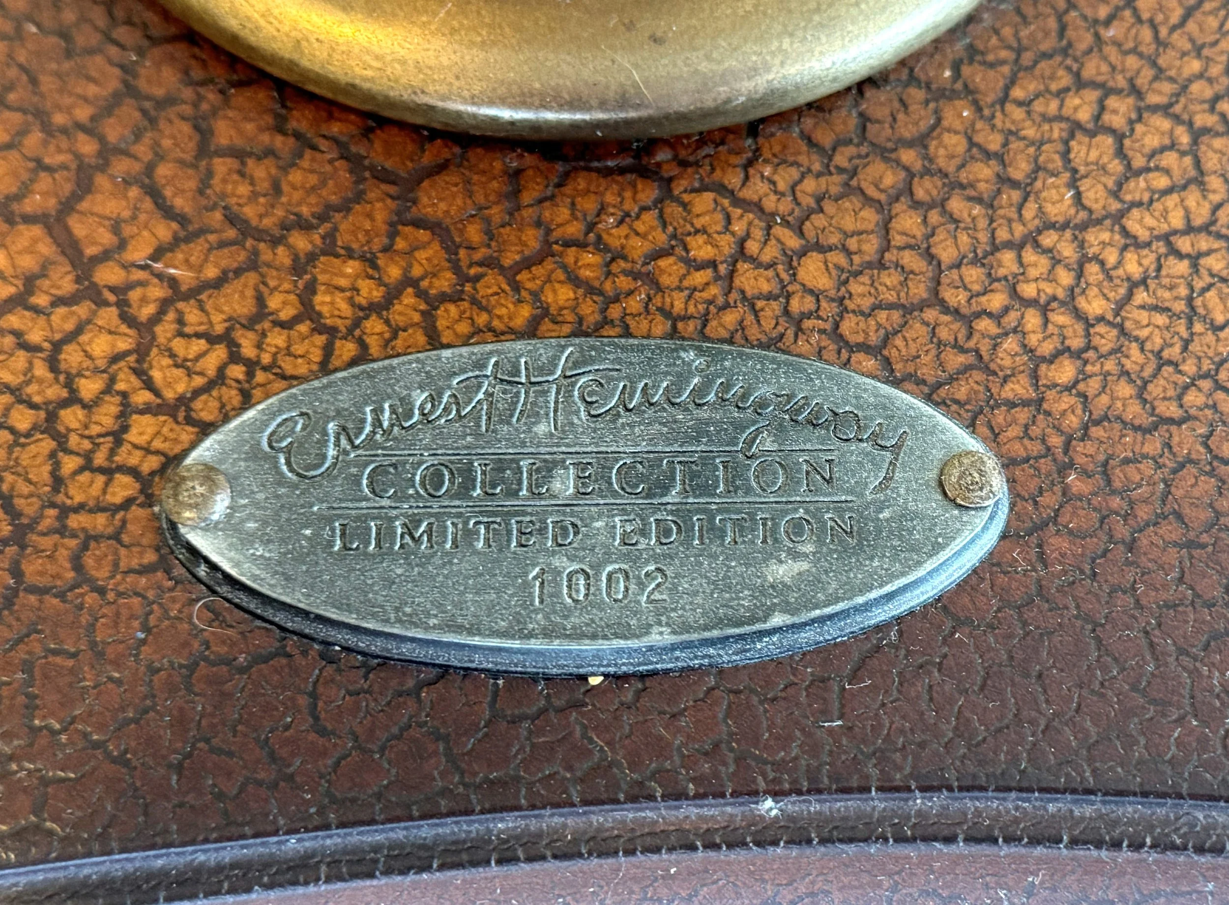 thomasville-ernest-hemingway-trout-accent-end-occaisional-table 12.jpg