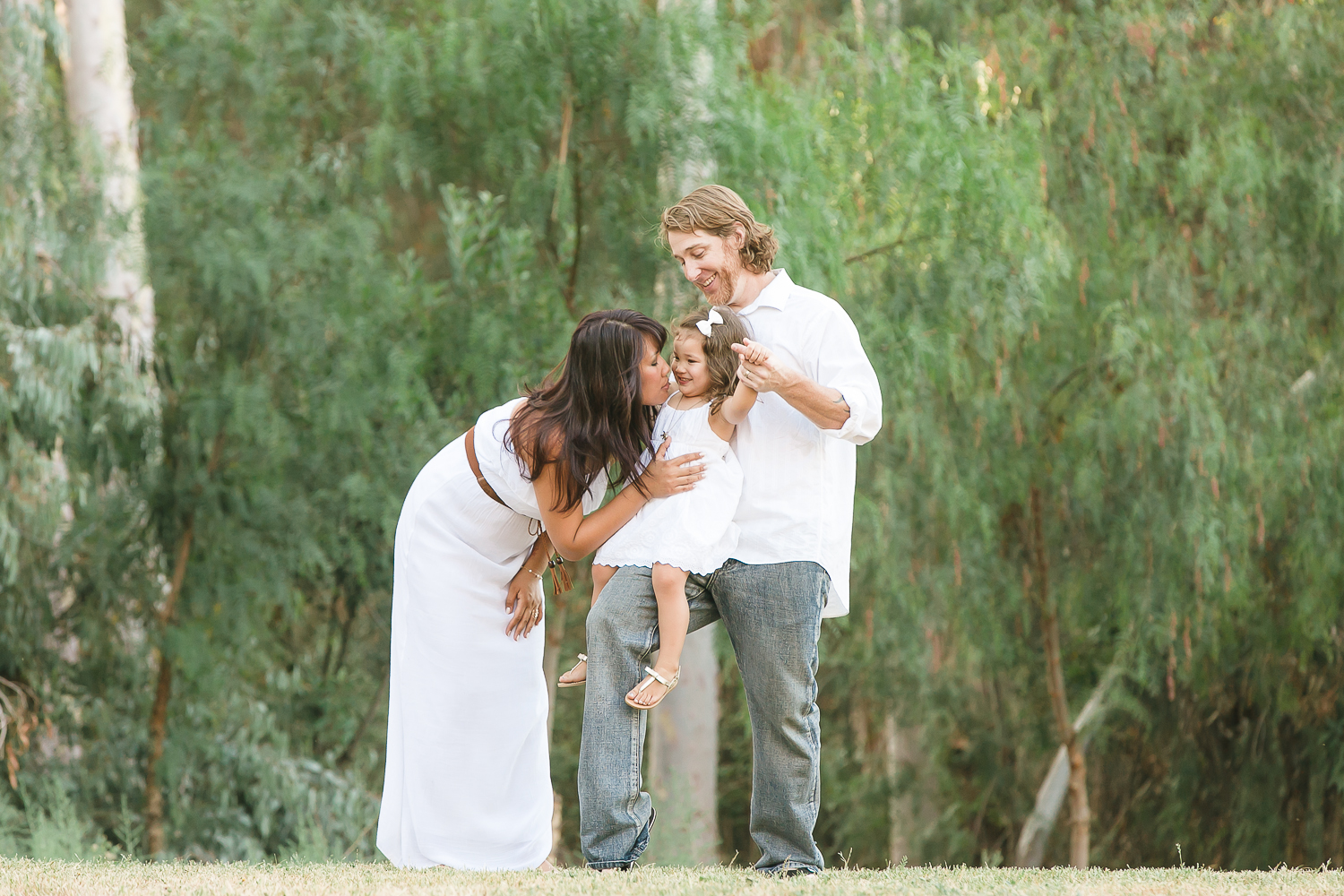 Beautiful Los Angeles Family Portraits, capture life's moments, San Gabriel Valley Photography, Gina Holt, Southern California children's photos, amazing images of families, Adorable little girl
