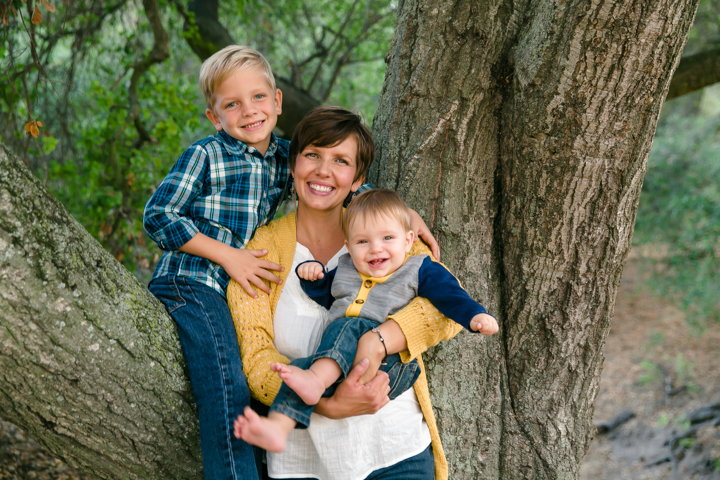 Saddleback Church, Pastor's Family, Orange County outdoor family photos, OC Family, Trabuco Canyon Park Photographs, Rancho Santa Margarita Family Portraits, Family of 5, Love, God is the glory, Mustard, blue, brown, family photo inspiration, awesome family photos, fall family photography