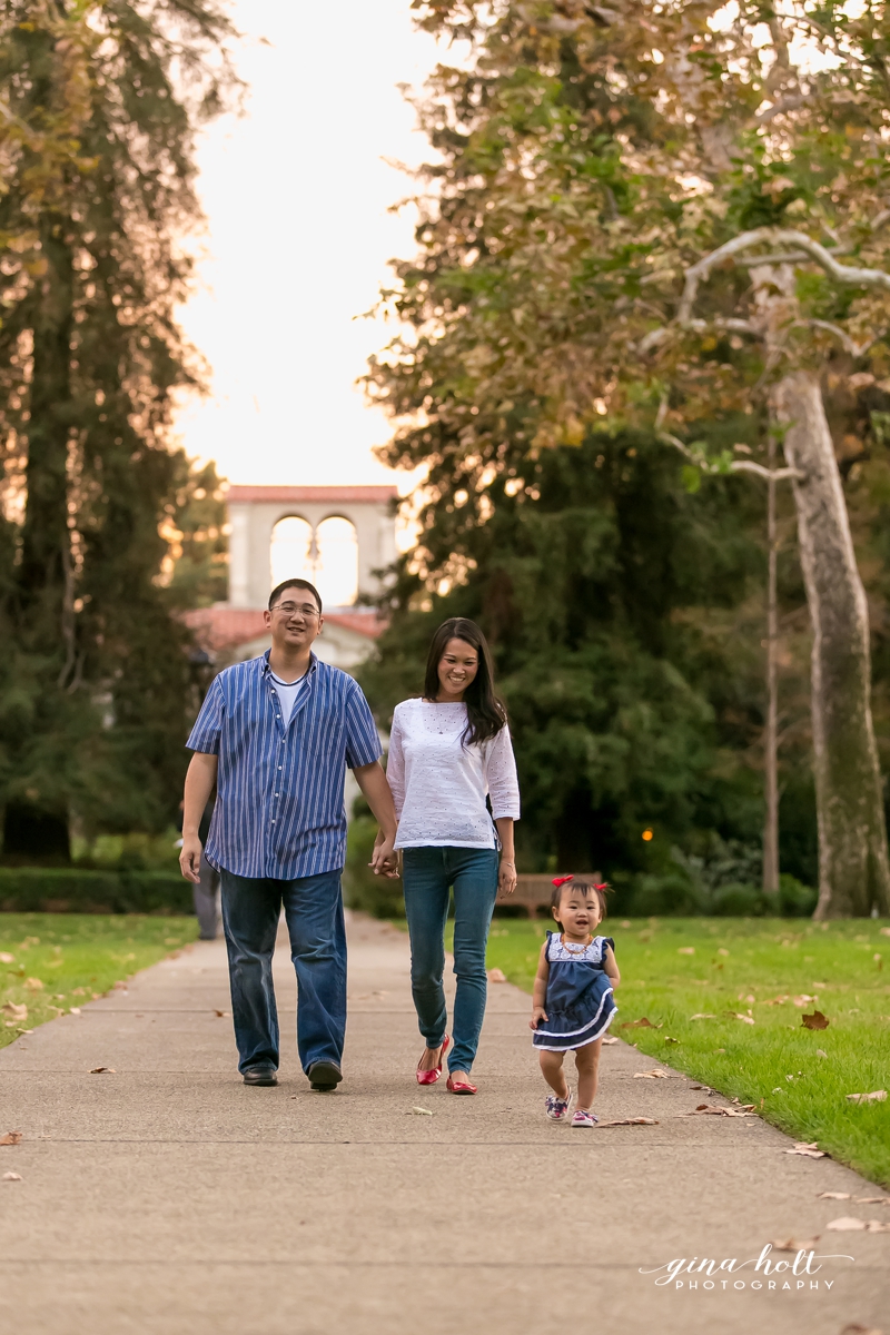  Family, casual, relaxed, fun, lifestyle, love, Los Angeles Family Photographer, Orange County Family Photographer, siblings, brother, sister, mother and daughter, father and son, mother and son, father and daughters, babies, Headshots, what to wear,