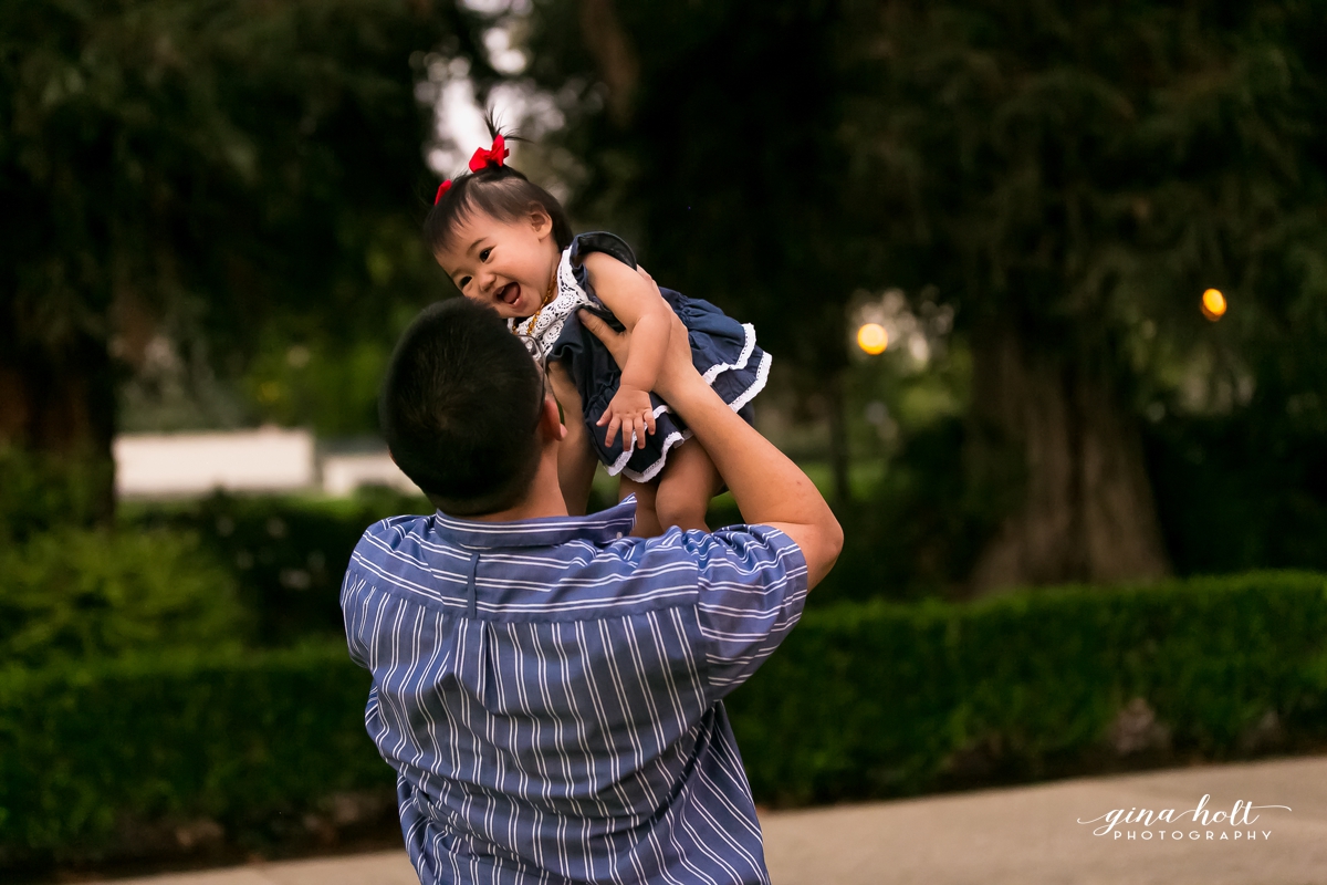  Family, casual, relaxed, fun, lifestyle, love, Los Angeles Family Photographer, Orange County Family Photographer, siblings, brother, sister, mother and daughter, father and son, mother and son, father and daughters, babies, Headshots, what to wear,