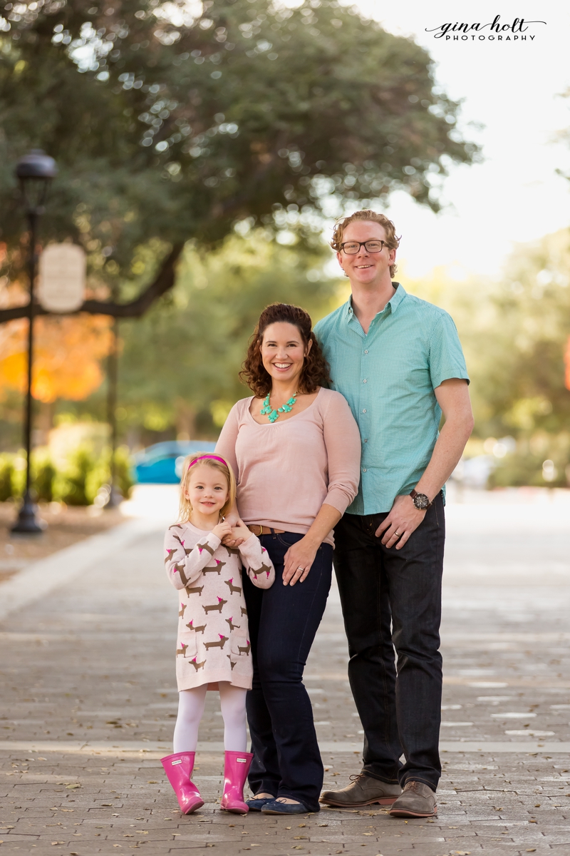  Family, casual, relaxed, fun, lifestyle, love, Los Angeles Family Photographer, Orange County Family Photographer, siblings, brother, sister, mother and daughter, father and son, mother and son, father and daughters, babies, Headshots, what to wear,