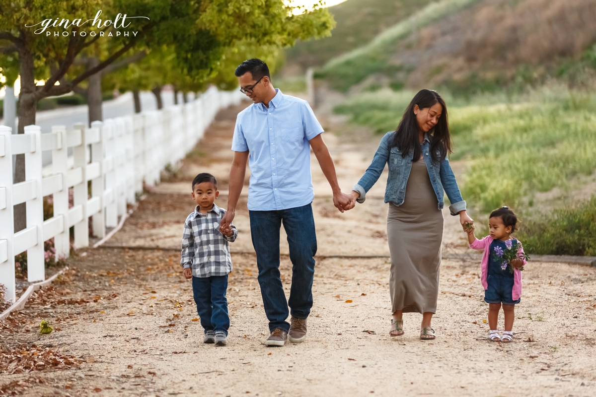  Family, casual, relaxed, fun, lifestyle, love, Los Angeles Family Photographer, Orange County Family Photographer, siblings, brother, sister, mother and daughter, father and son, mother and son, father and daughters, babies, Headshots, what to wear,