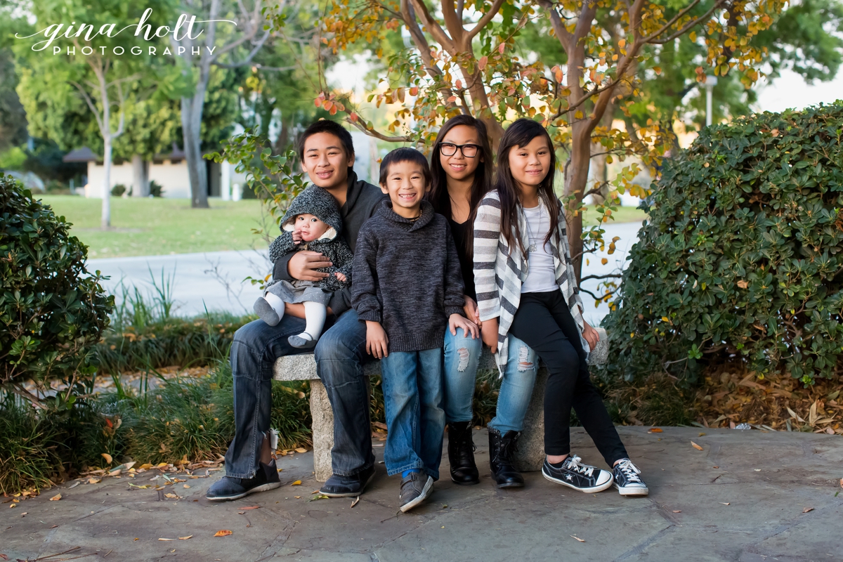  Family, casual, relaxed, fun, lifestyle, love, Los Angeles Family Photographer, Orange County Family Photographer, siblings, brother, sister, mother and daughter, father and son, mother and son, father and daughters, babies, Headshots, what to wear,