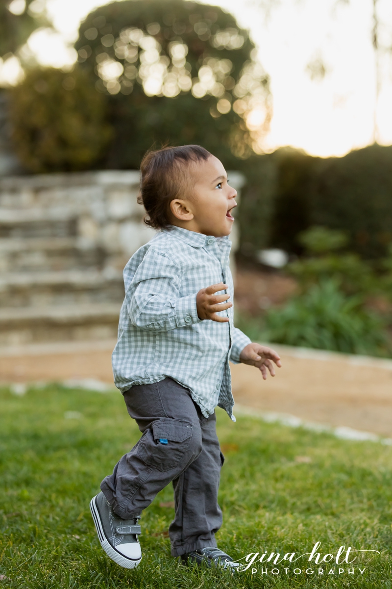  Family, casual, relaxed, fun, lifestyle, love, Los Angeles Family Photographer, Orange County Family Photographer, siblings, brother, sister, mother and daughter, father and son, mother and son, father and daughters, babies, Headshots, what to wear,