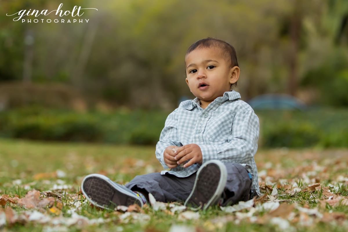  Family, casual, relaxed, fun, lifestyle, love, Los Angeles Family Photographer, Orange County Family Photographer, siblings, brother, sister, mother and daughter, father and son, mother and son, father and daughters, babies, Headshots, what to wear,