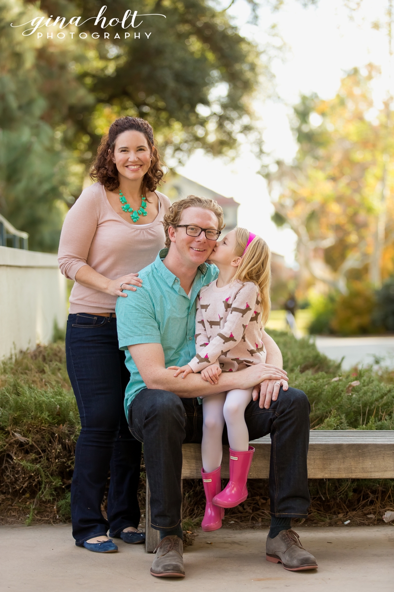  Family, casual, relaxed, fun, lifestyle, love, Los Angeles Family Photographer, Orange County Family Photographer, siblings, brother, sister, mother and daughter, father and son, mother and son, father and daughters, babies, Headshots, what to wear,