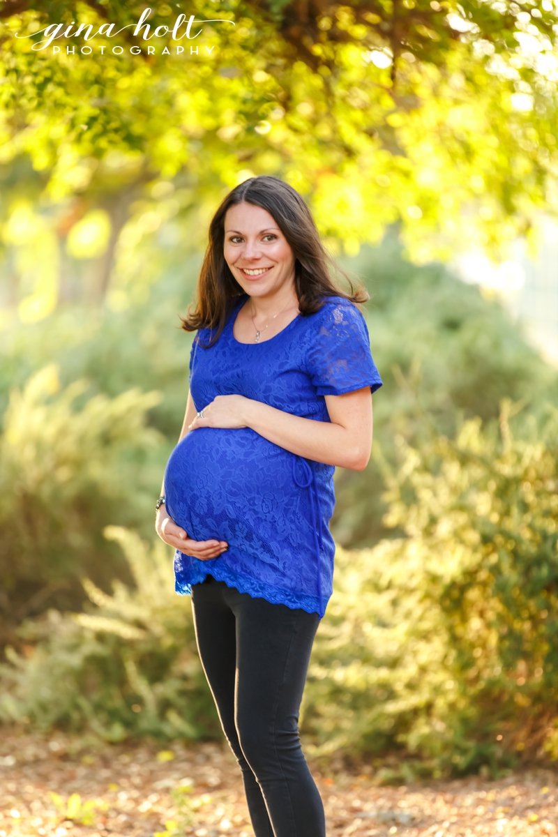  Family, casual, relaxed, fun, lifestyle, love, Los Angeles Family Photographer, Orange County Family Photographer, siblings, brother, sister, mother and daughter, father and son, mother and son, father and daughters, babies, Headshots, what to wear,