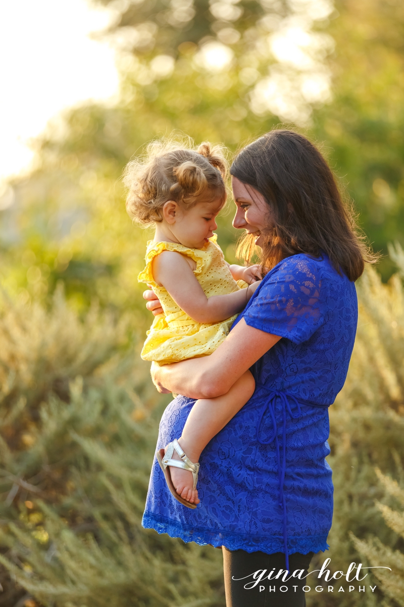  Family, casual, relaxed, fun, lifestyle, love, Los Angeles Family Photographer, Orange County Family Photographer, siblings, brother, sister, mother and daughter, father and son, mother and son, father and daughters, babies, Headshots, what to wear,