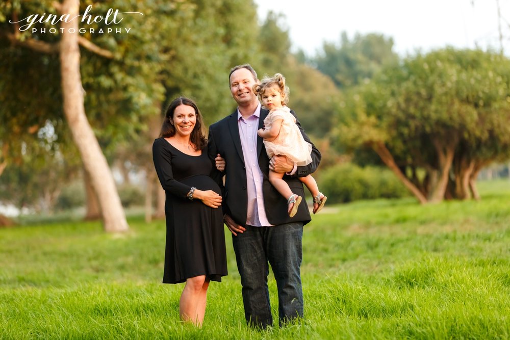  Family, casual, relaxed, fun, lifestyle, love, Los Angeles Family Photographer, Orange County Family Photographer, siblings, brother, sister, mother and daughter, father and son, mother and son, father and daughters, babies, Headshots, what to wear,