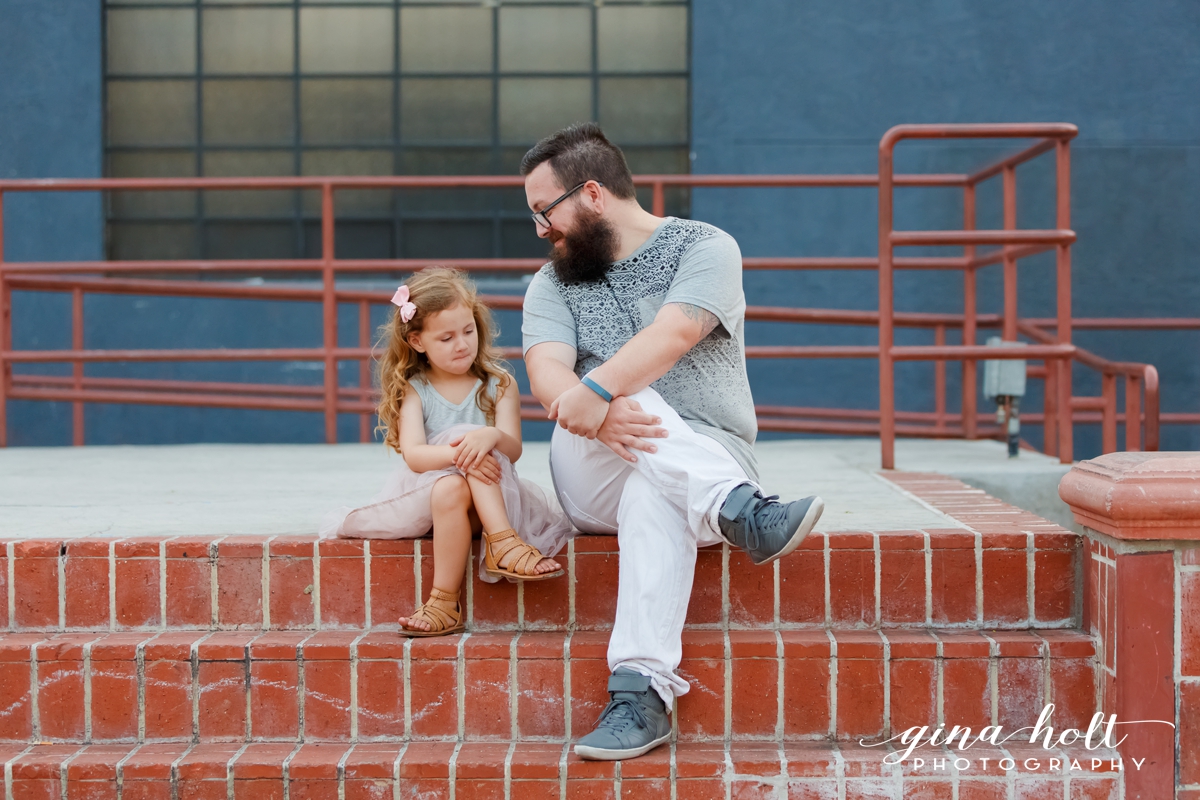  Family, casual, relaxed, fun, lifestyle, love, Los Angeles Family Photographer, Orange County Family Photographer, siblings, brother, sister, mother and daughter, father and son, mother and son, father and daughters, babies, Headshots, what to wear,