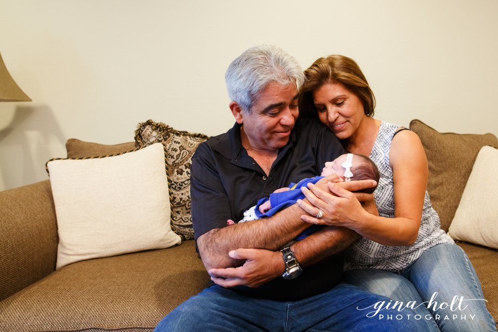  Family, casual, relaxed, fun, lifestyle, love, Los Angeles Family Photographer, Orange County Family Photographer, siblings, brother, sister, mother and daughter, father and son, mother and son, father and daughters, babies, Headshots, what to wear,