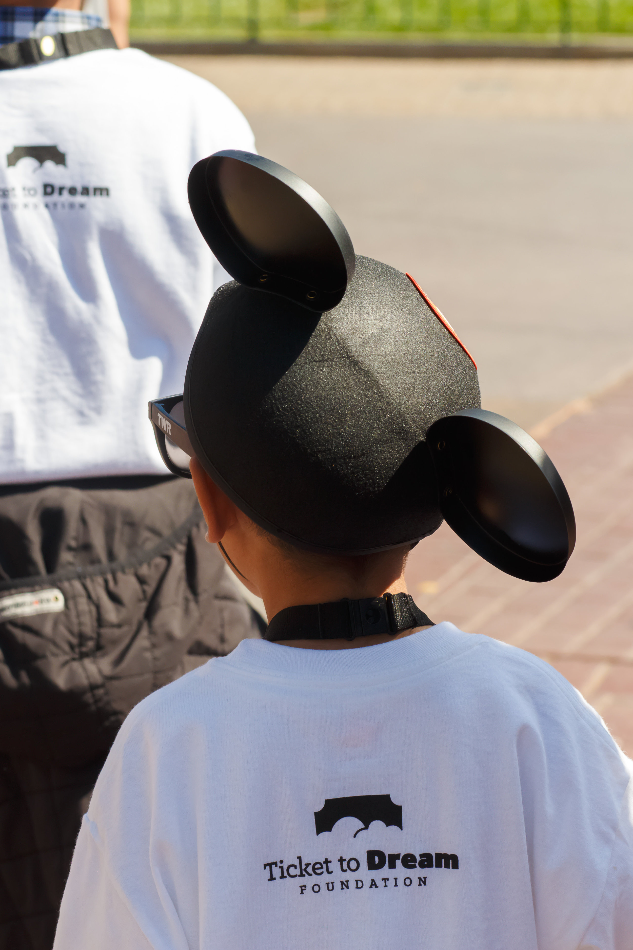  Together We Rise Disney Day Volunteers  Family, casual, relaxed, fun, lifestyle, love, Los Angeles Family Photographer, Orange County Family Photographer, siblings, brother, sister, mother and daughter, father and son, mother and son, father and dau