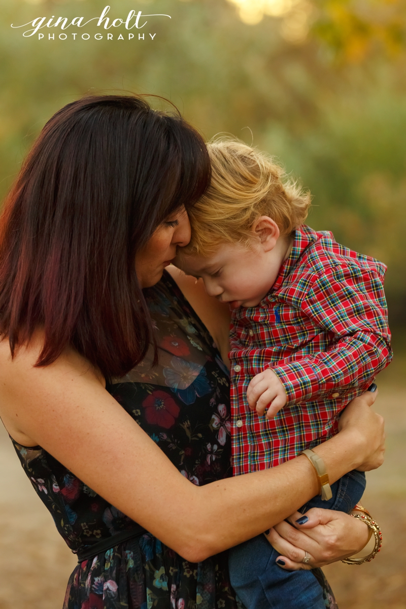  Family, casual, relaxed, fun, lifestyle, love, Los Angeles Family Photographer, Orange County Family Photographer, siblings, brother, sister, mother and daughter, father and son, mother and son, father and daughters, babies, Headshots, what to wear,