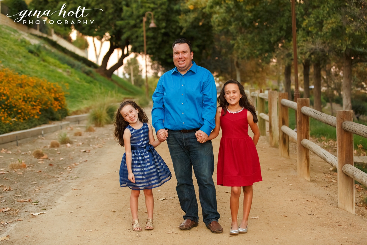  Family, casual, relaxed, fun, lifestyle, love, Los Angeles Family Photographer, Orange County Family Photographer, siblings, brother, sister, mother and daughter, father and son, mother and son, father and daughters, babies, Headshots, what to wear,