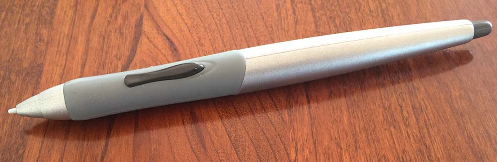 The Axiotron Studio Pen is only one of many traditional tablet PC pens that will work with the Cube i7 Book.