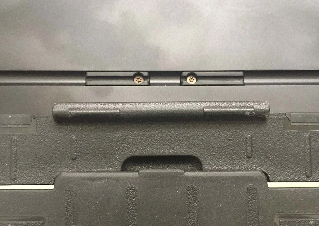Stand slots in the back of the MSP have hardware that obstructs the CC2 stand's tabs.