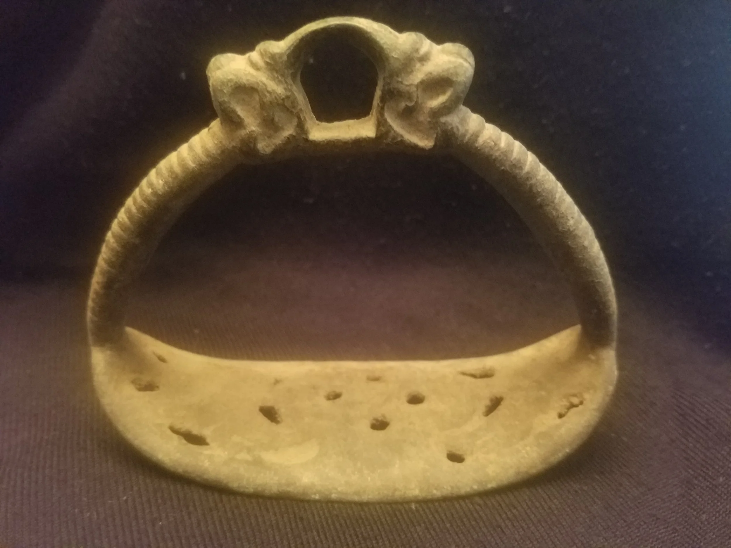 stirrup.jpg
