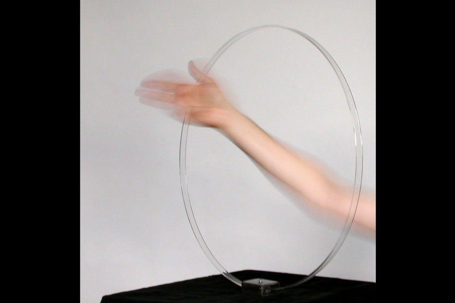2_gesturehoop_01.jpg