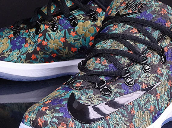 Nike KD VI EXT QS "Floral" 3