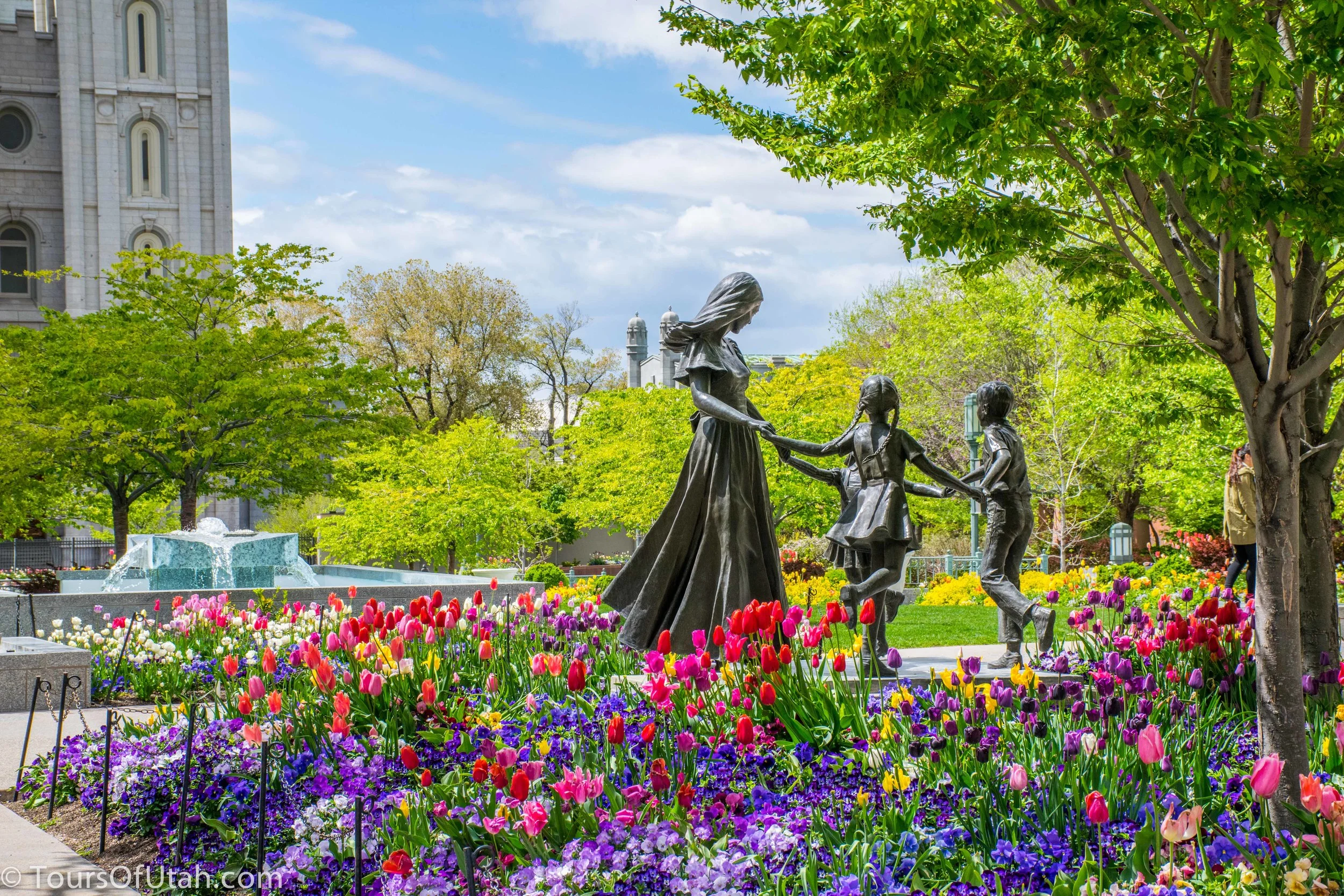 Temple Square Statues Things To Do In Salt Lake City City Sights Utah