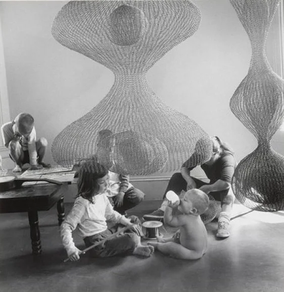 Shared_Ruth Asawa_b_3_with children.jpeg