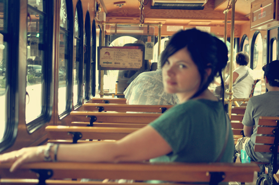 trolly.jpg